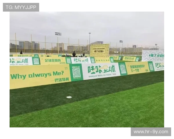 热血绿茵荣耀典藏打造独具匠心的足球收藏金属摆件 热血绿茵荣耀典藏打造独具匠心的足球收藏金属摆件